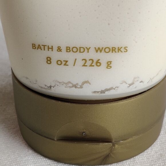 Bath & Body Works Saltwater Breeze Creamy Body Scrub, 8 oz, Nearly Full - Picture 2 of 6